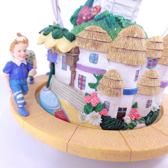 Wizard Of Oz House On The Wicked Witch Of The East San Francisco Music Box Co - Picture 7 of 14